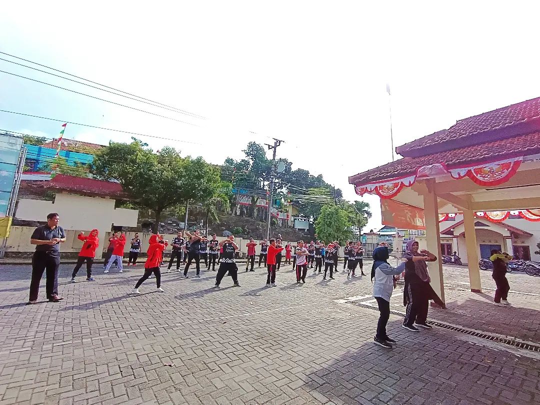 Kegiatan Senam Bersama Dalam Rangka Memperingati Hari Olahraga Nasional (HAORNAS) Tahun 2022