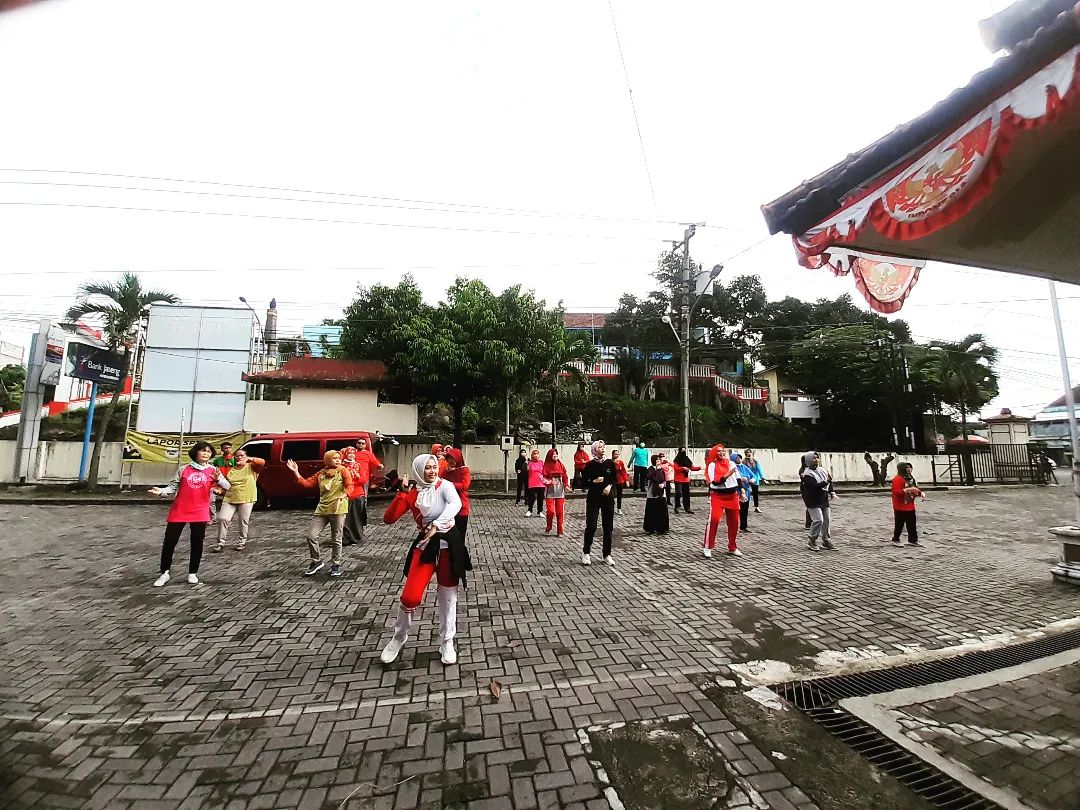 Kegiatan Senam Bersama Lintas Sektor Diselenggarakan Oleh Puskesmas Pringapus